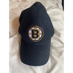 Men’s Boston Bruins NHL Black Baseball Hat